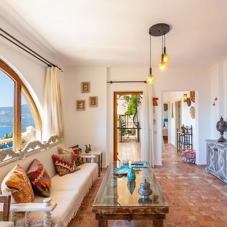 With Bay Views Апартаменты